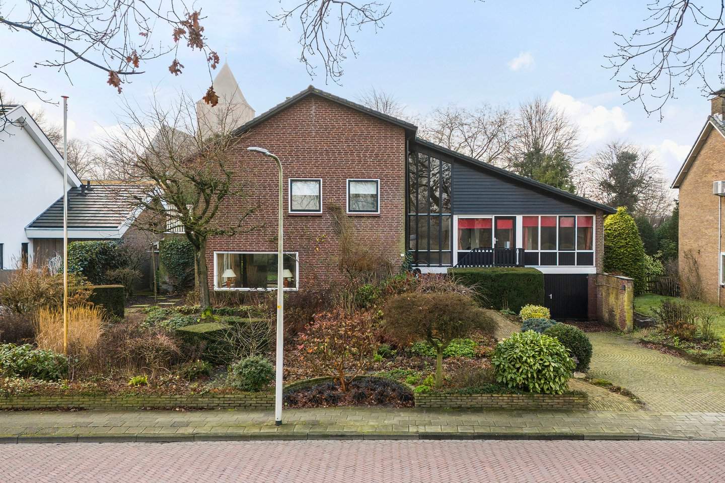 Afbeelding 1 van 12