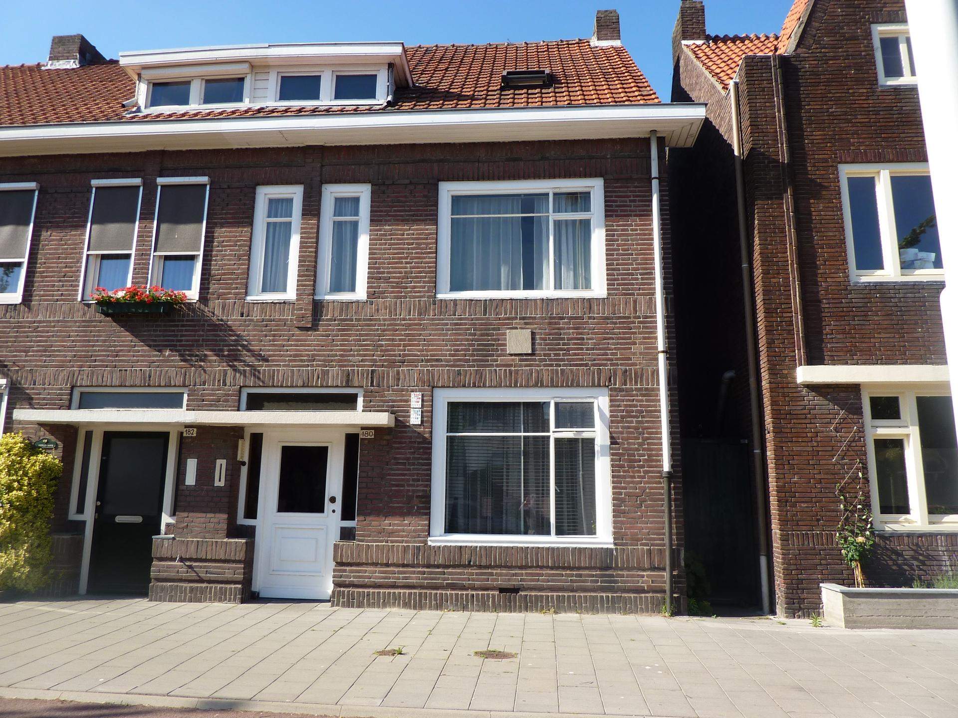 Afbeelding 1 van 5