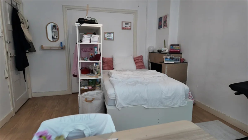 Bild 2 von 10