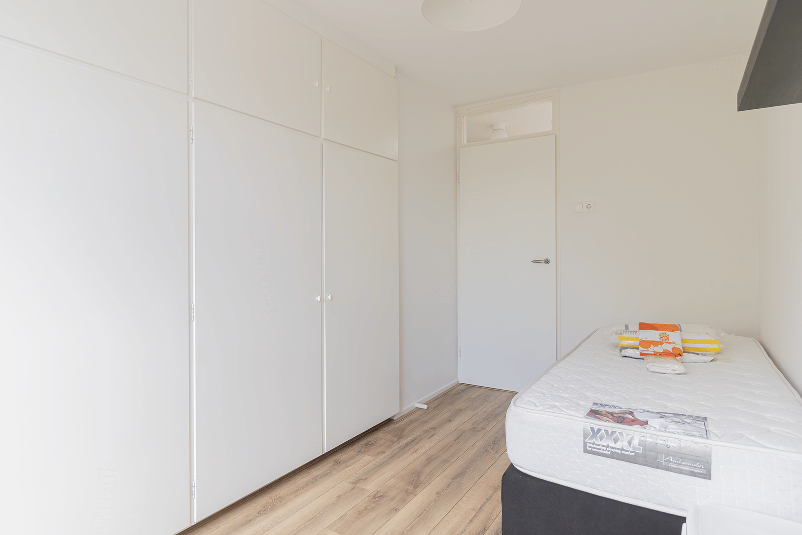Bild 12 von 26