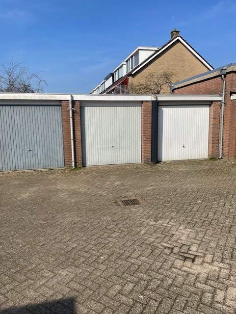 Afbeelding 2 van 2
