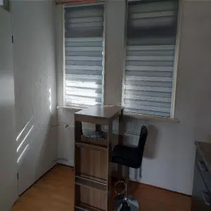 Image 10 of 10