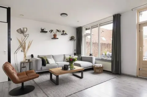 Maison Familiale Mitoyenne Hondsrug, Dronten - À Louer