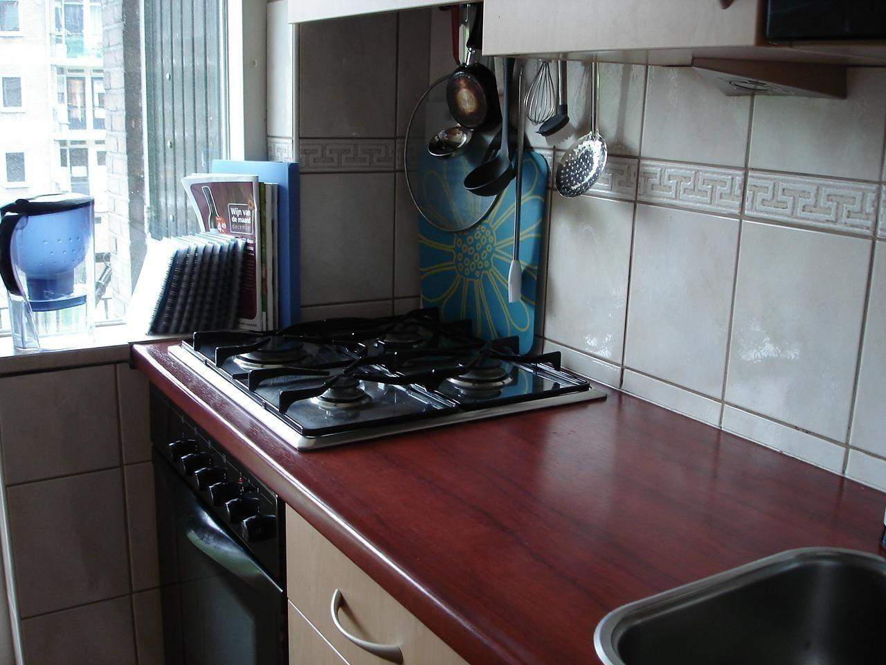 Image 3 of 8