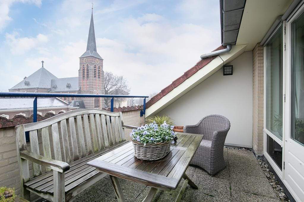 Bild 16 von 25