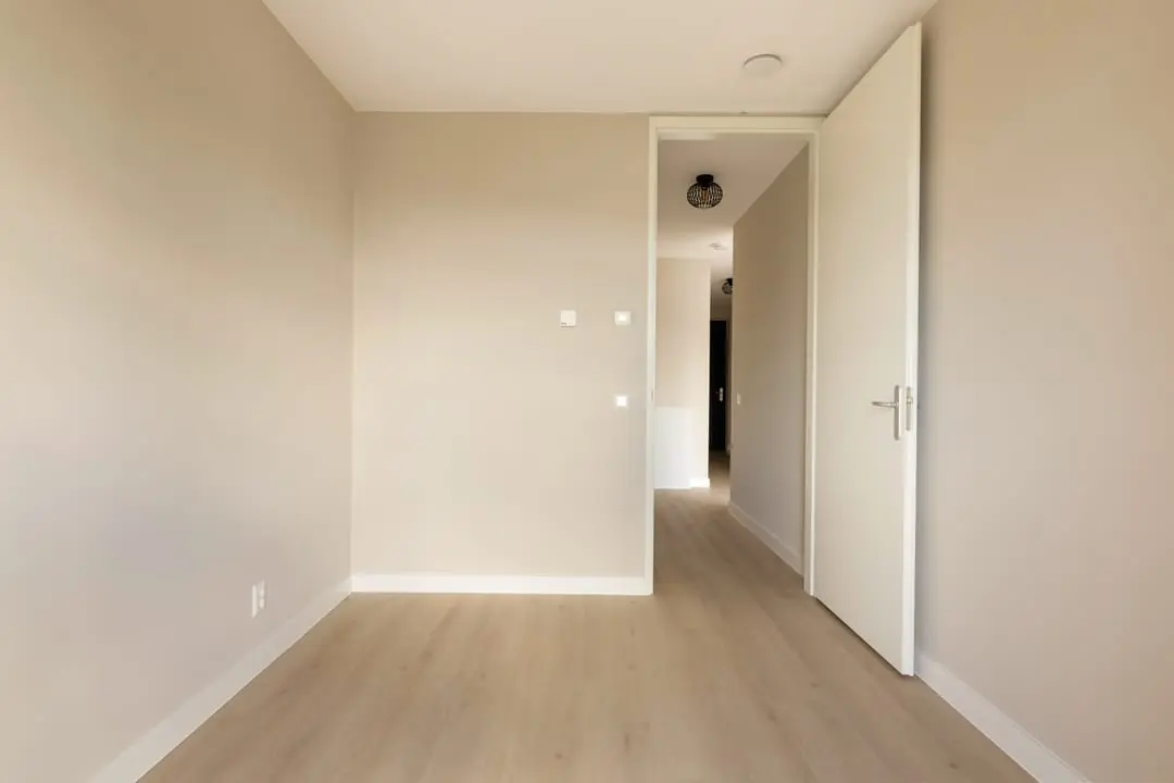 Image 13 of 21