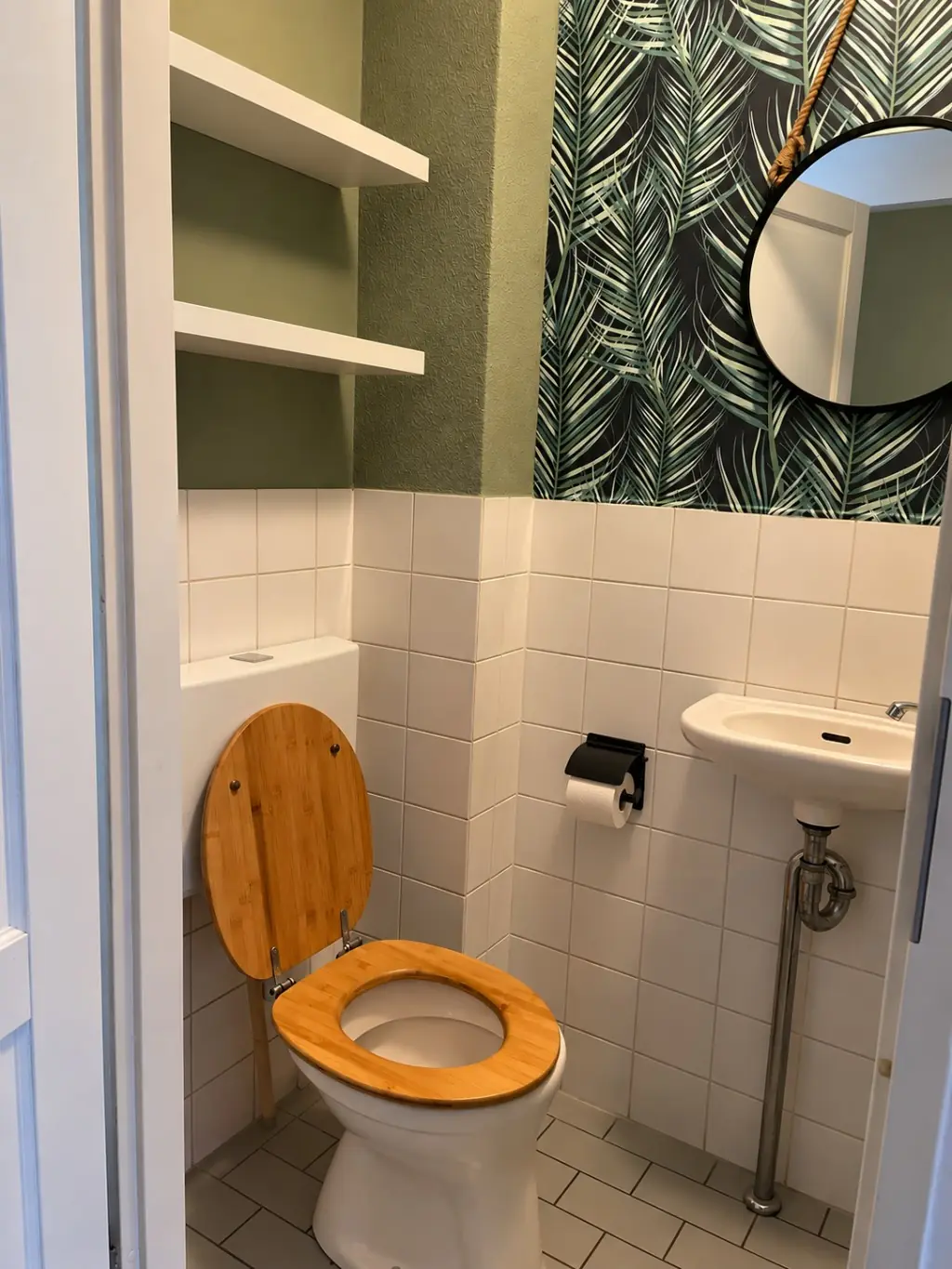 Image 19 of 30