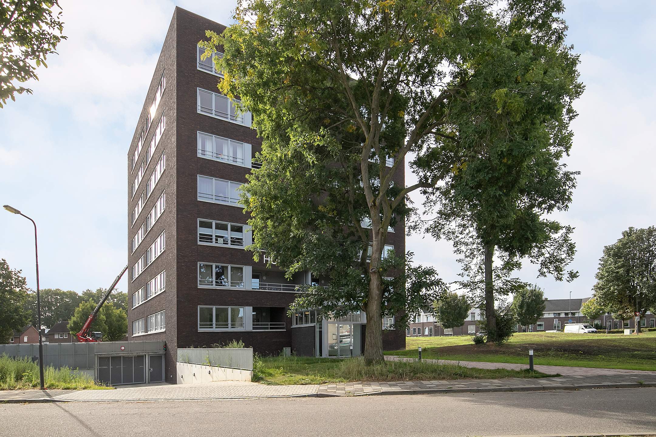 Afbeelding 2 van 2
