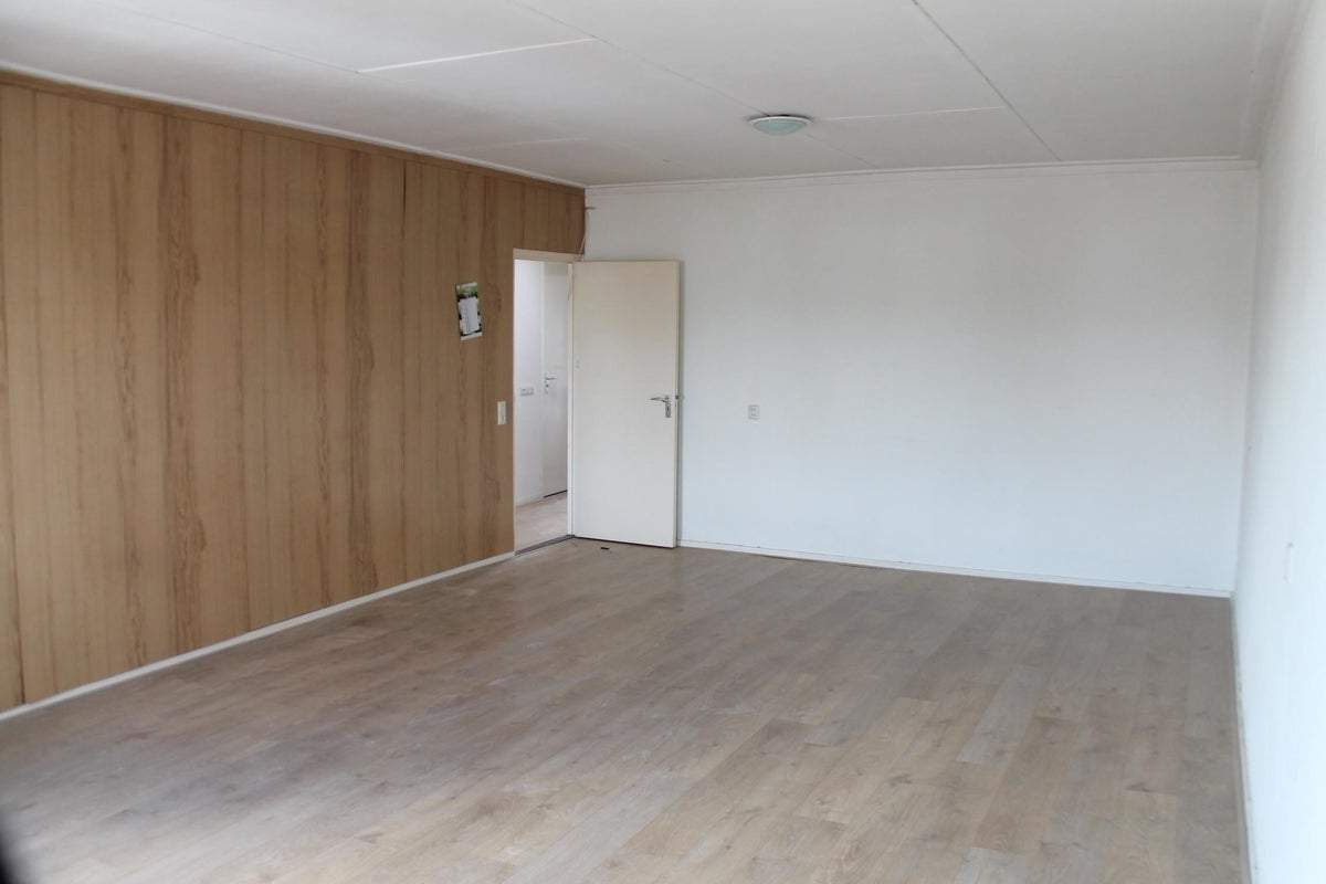Bild 2 von 12