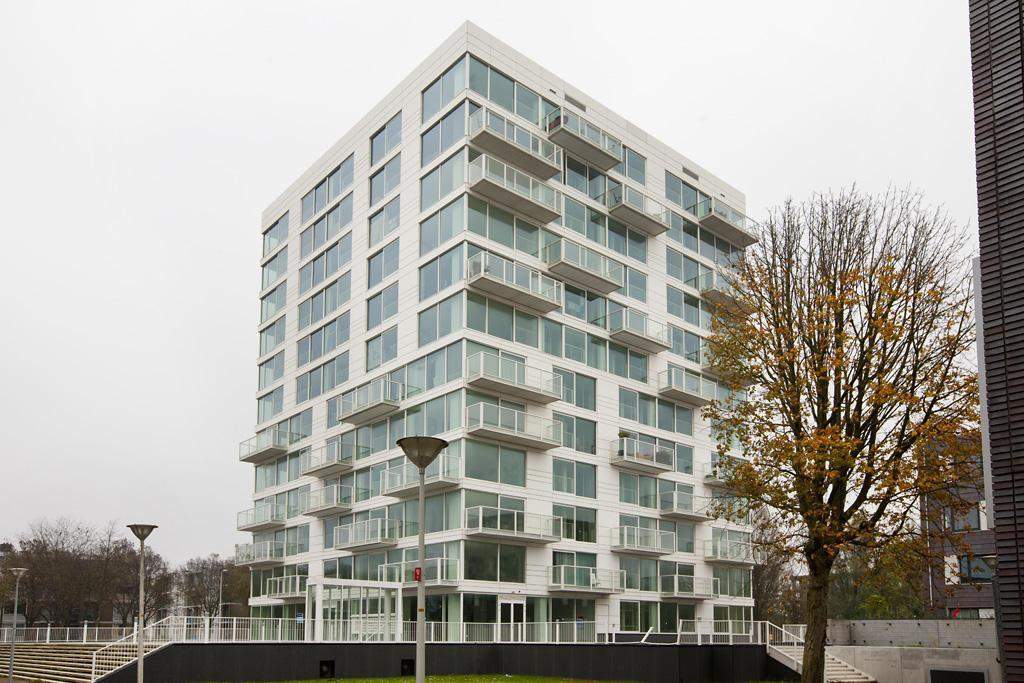 Bild 2 von 24