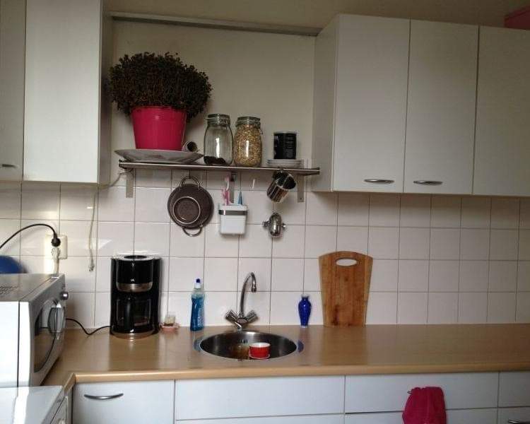 Image 4 of 4
