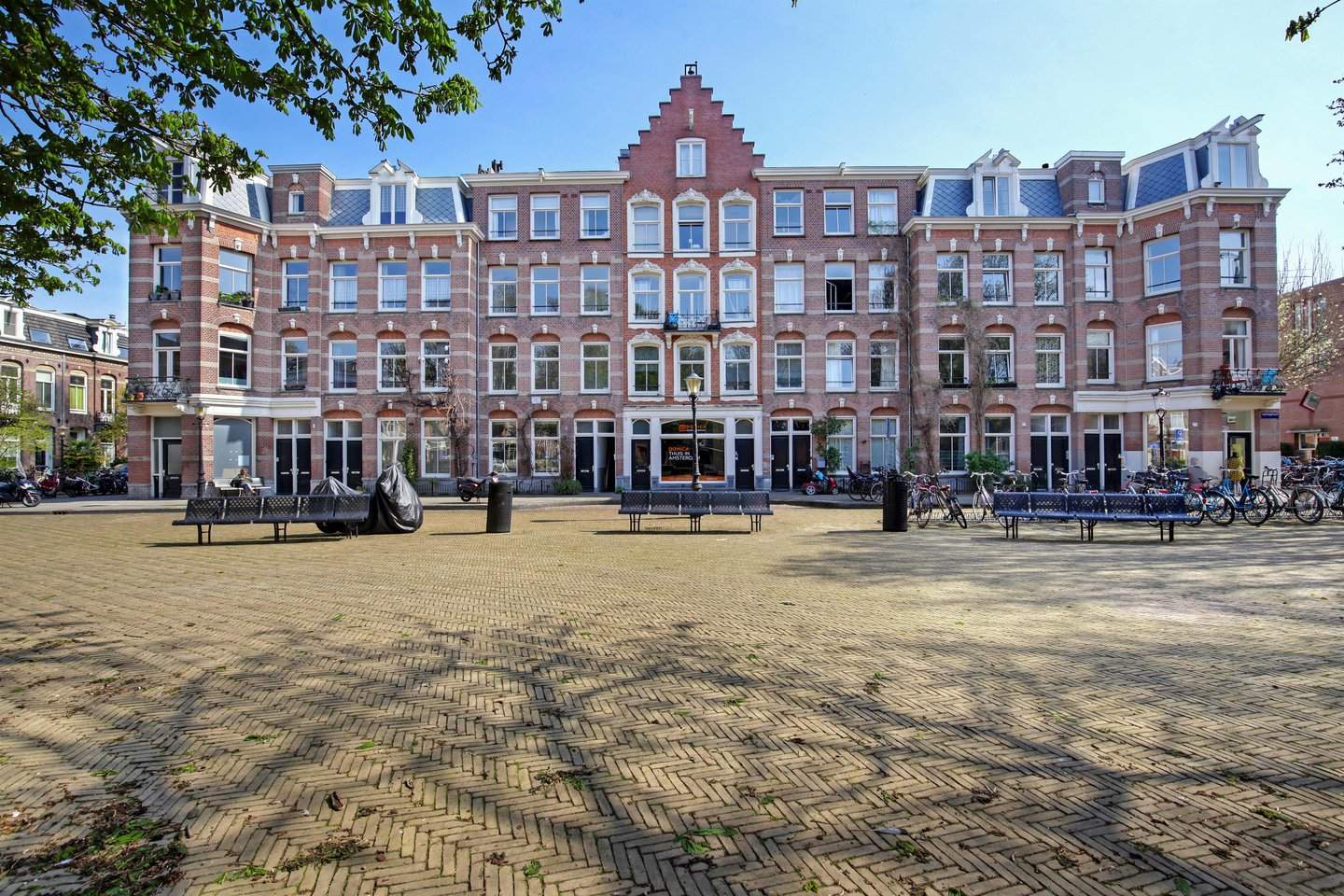 Afbeelding 1 van 12