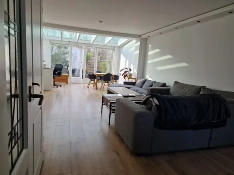 Furnished Room Tolkamerstraat, Amsterdam Zuid - For Rent