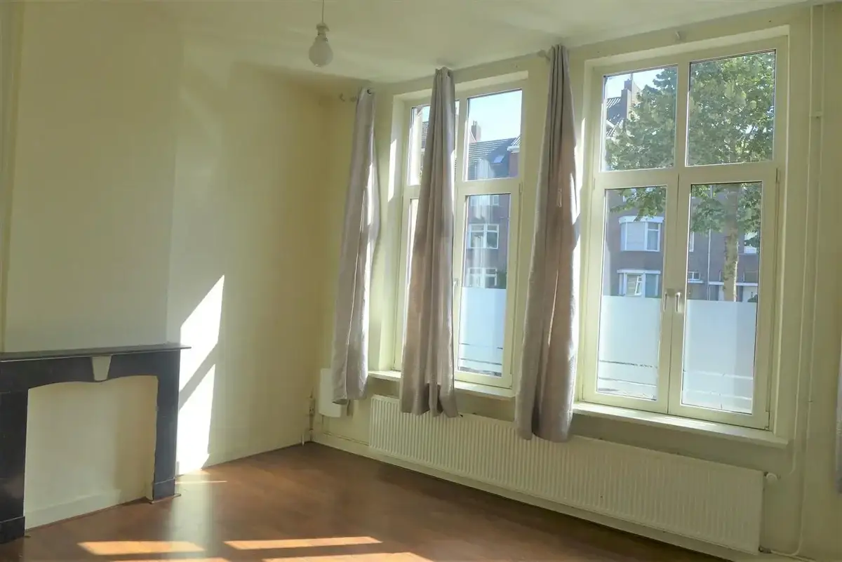 Bild 1 von 10