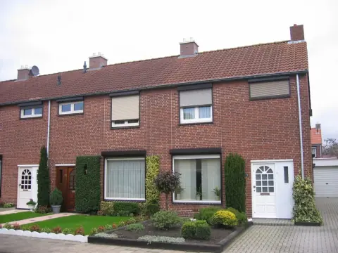 Maison Braakstraat, Weert - Leuken - À Louer