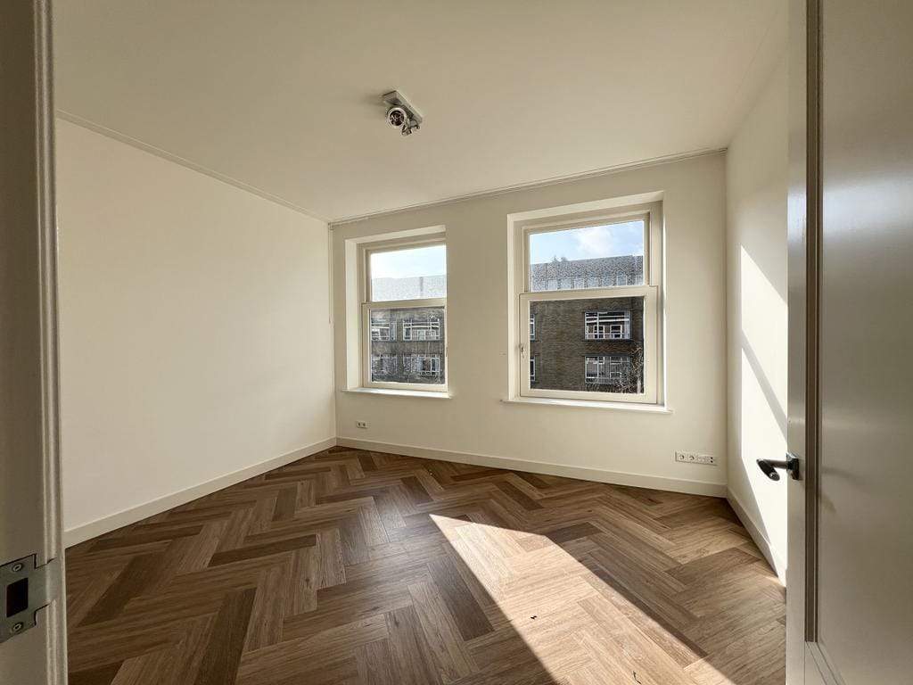 Image 9 of 20