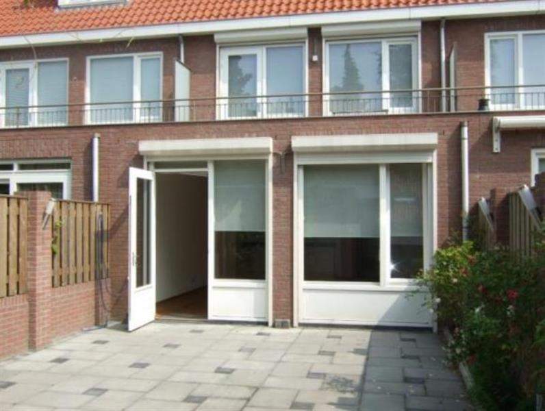 Image 2 of 10