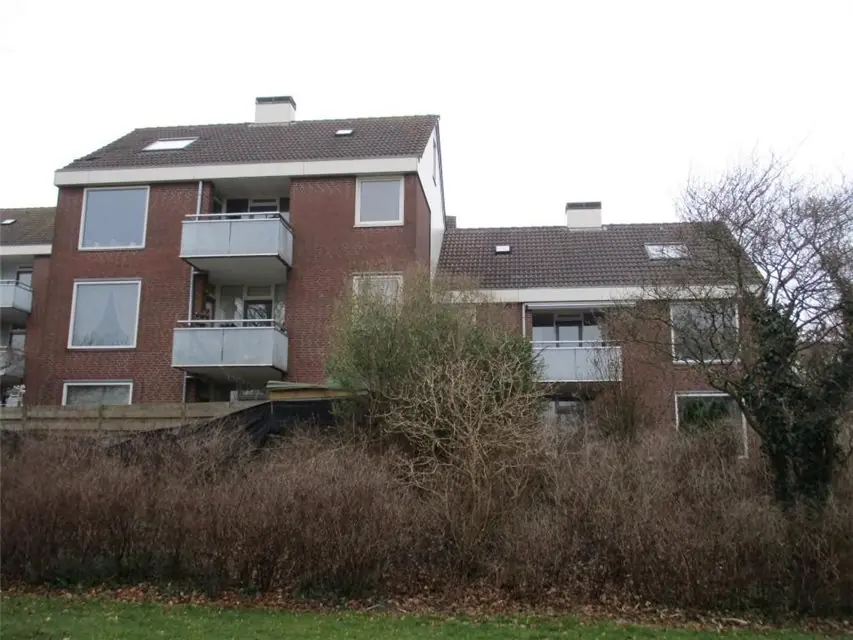 Image 2 sur 4