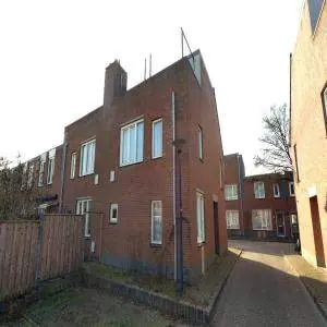 Ground Floor Apartment Waterpoort 21, Hoorn - 3 Rooms with Garden