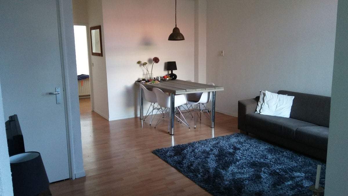 Bild 2 von 8