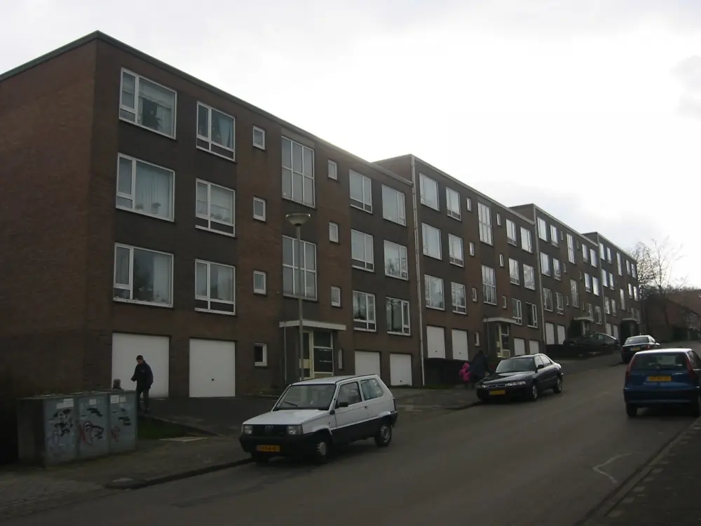Image 2 of 2
