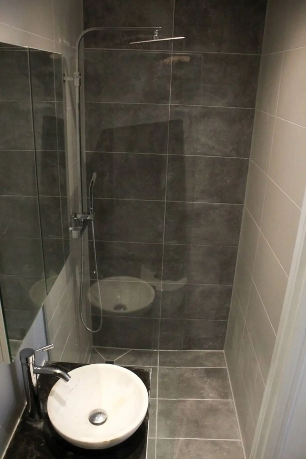 Image 11 of 18