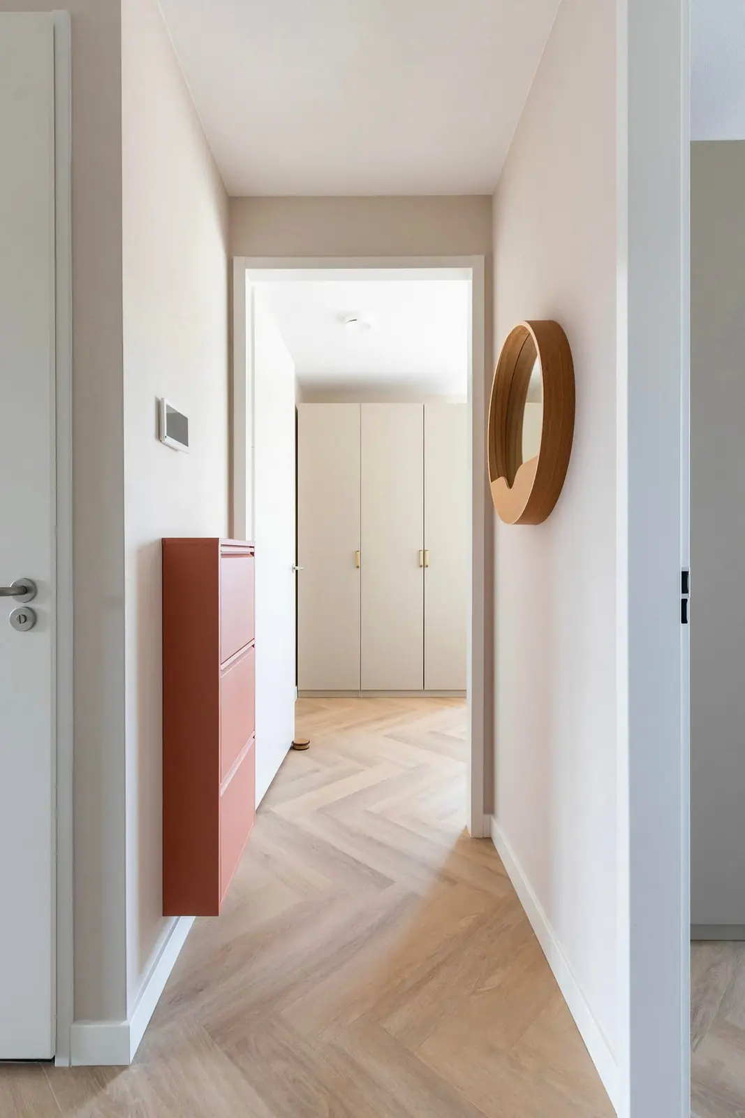 Image 21 of 31