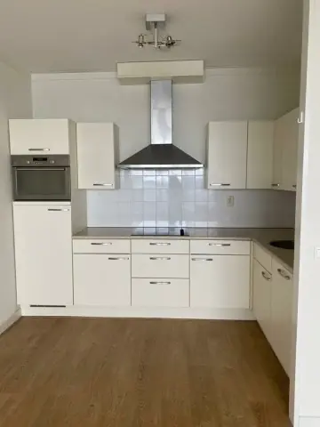 Flat Forum, Almere – 2-Room Apartment for Rent