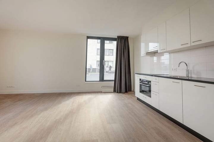 Bild 1 von 25