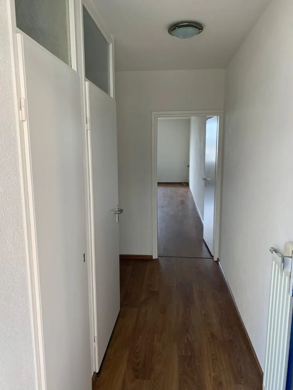 Bild 2 von 18