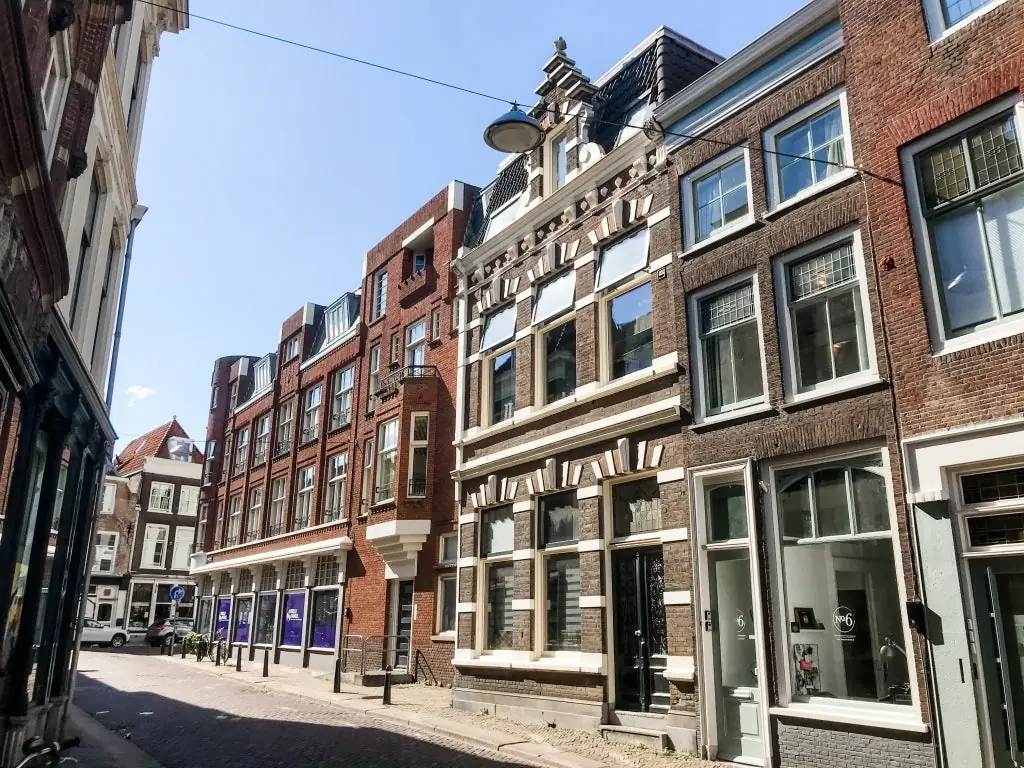Afbeelding 1 van 9