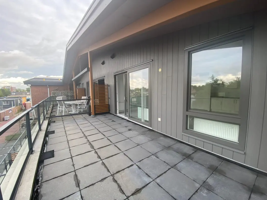 Image 22 of 27