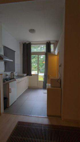 Image 2 sur 6
