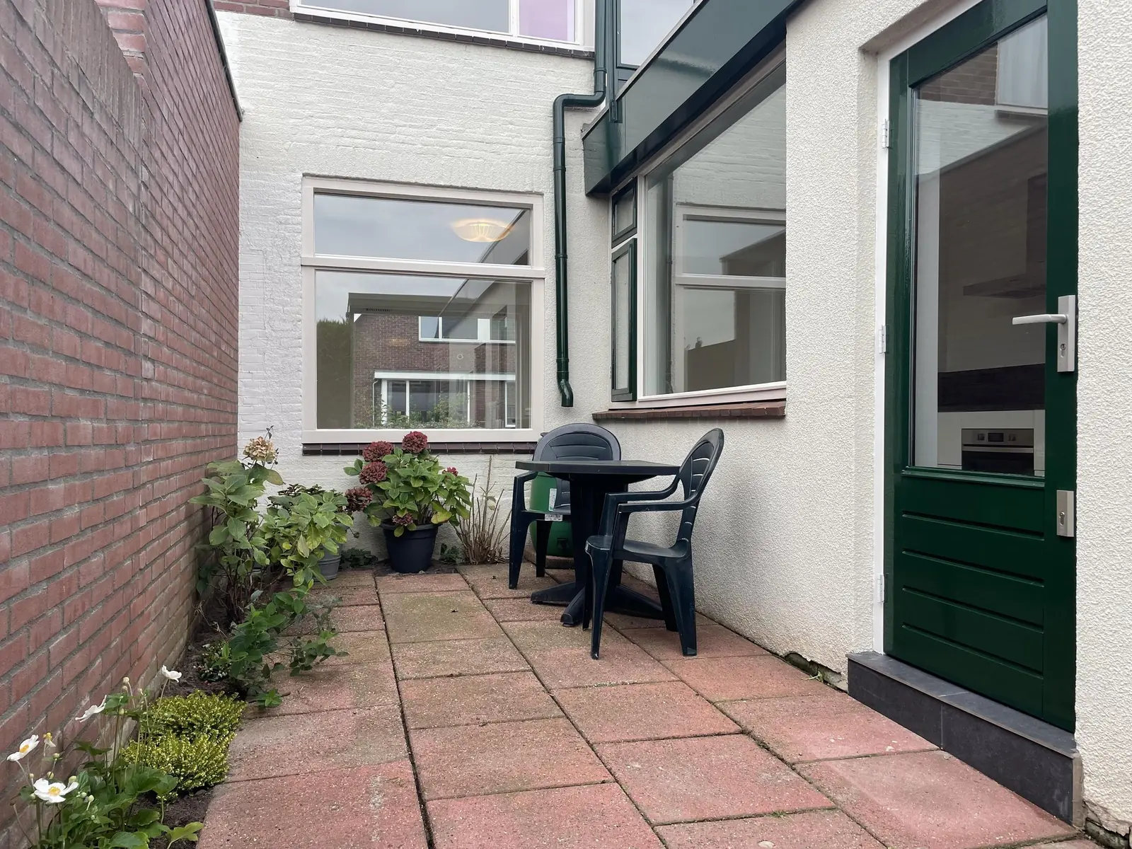 Image 12 of 23