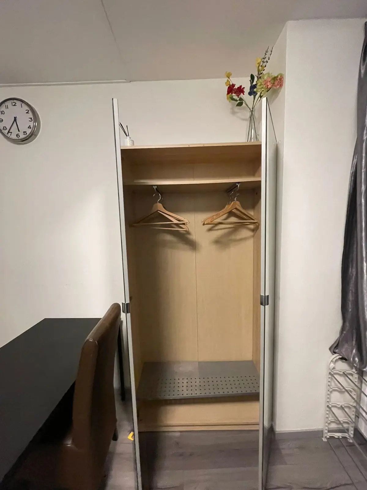 Image 2 of 10