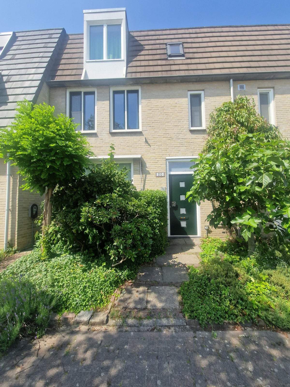 Image 1 of 33