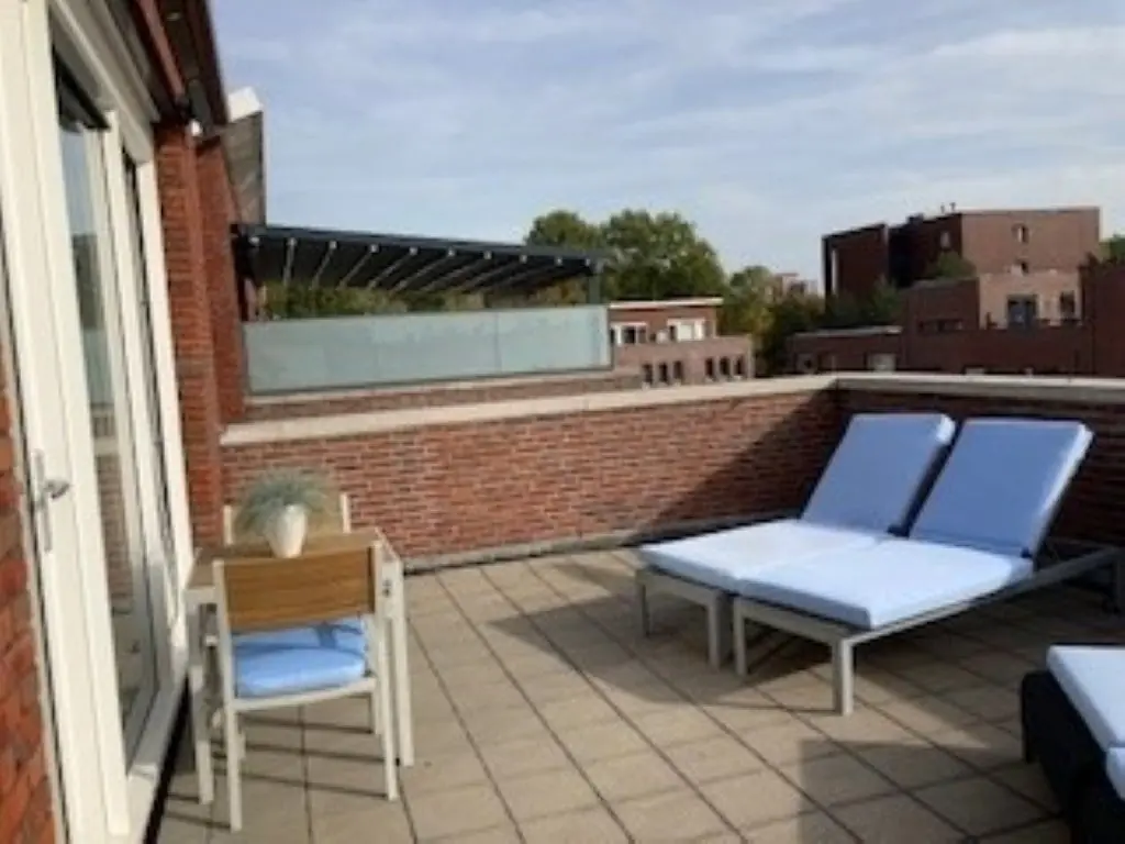 Image 20 of 23