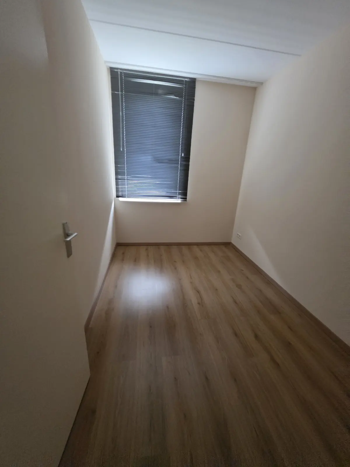 Image 15 of 18
