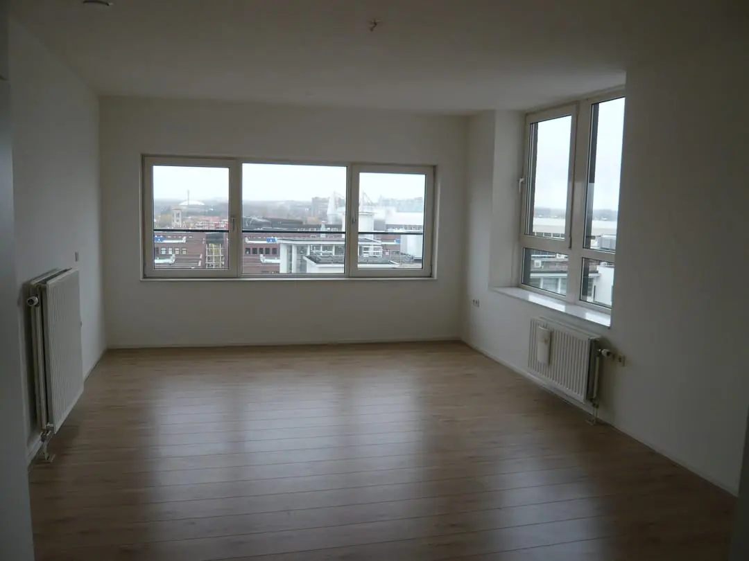 Bild 7 von 15