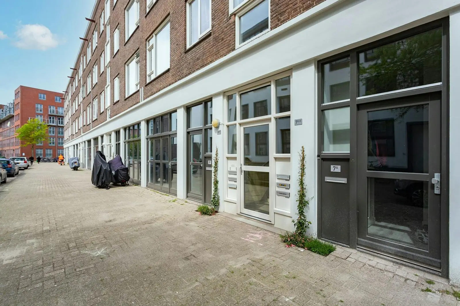 Image 7 sur 29