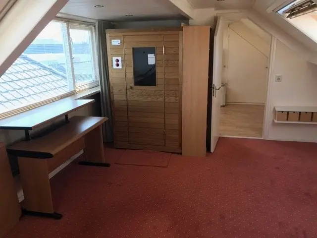 Image 21 of 24