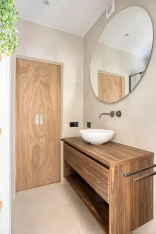 Gemeubileerd appartement met dakterras Tweede Van der Helststraat, Amsterdam - Te Huur