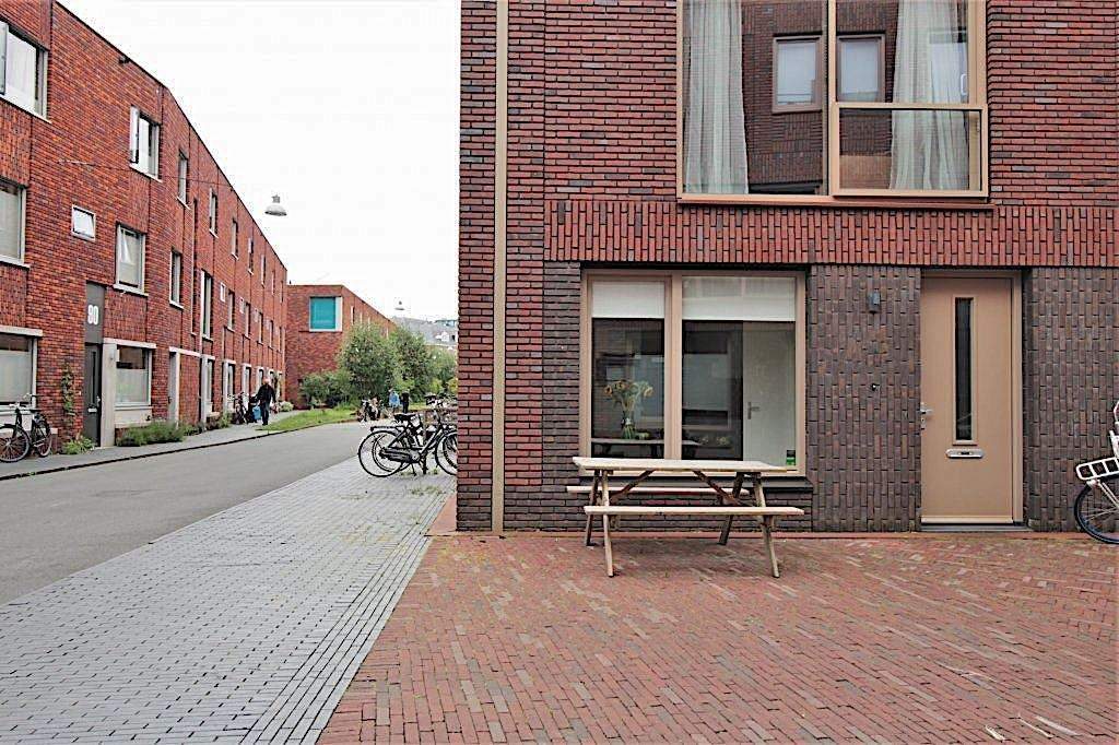 Afbeelding 1 van 27