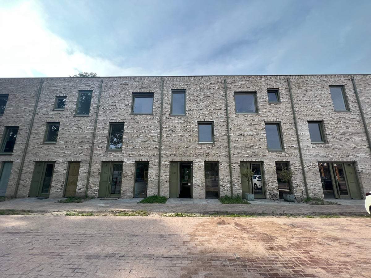 Afbeelding 2 van 18