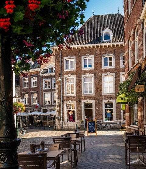 Afbeelding 1 van 30