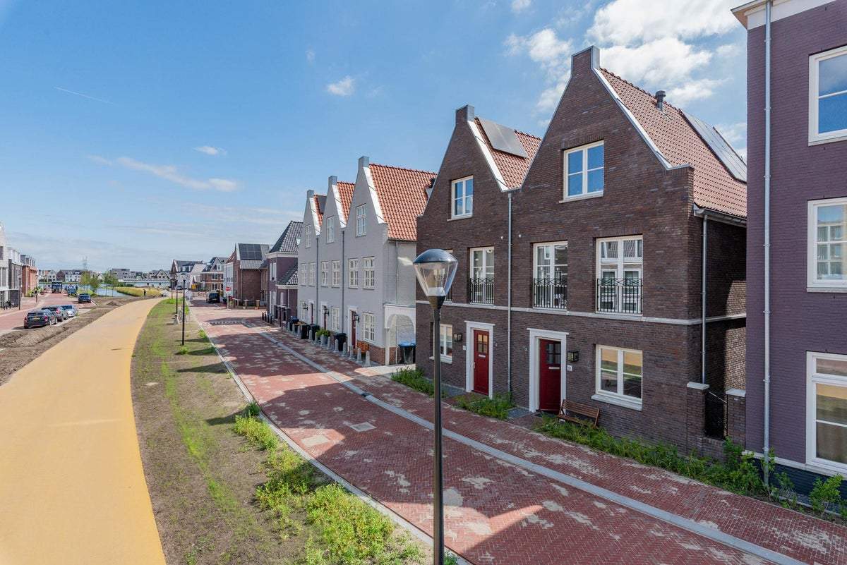 Afbeelding 1 van 47