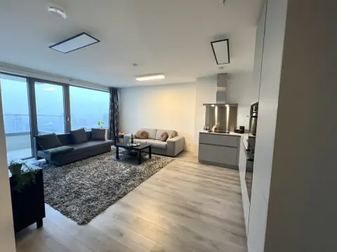 Apartamento amueblado de 1 dormitorio en Baan, Róterdam - En alquiler