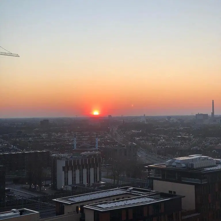 Image 28 of 30