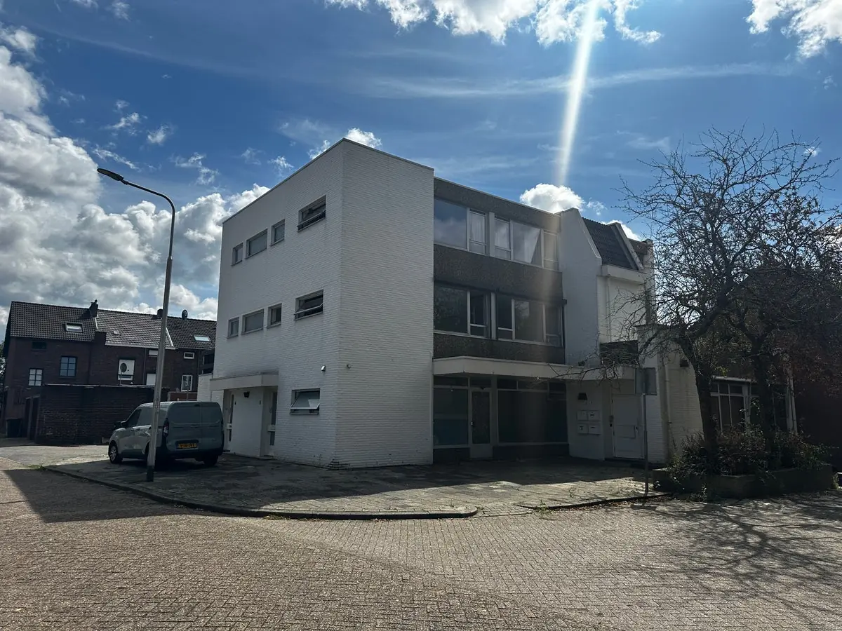 Image 1 of 11