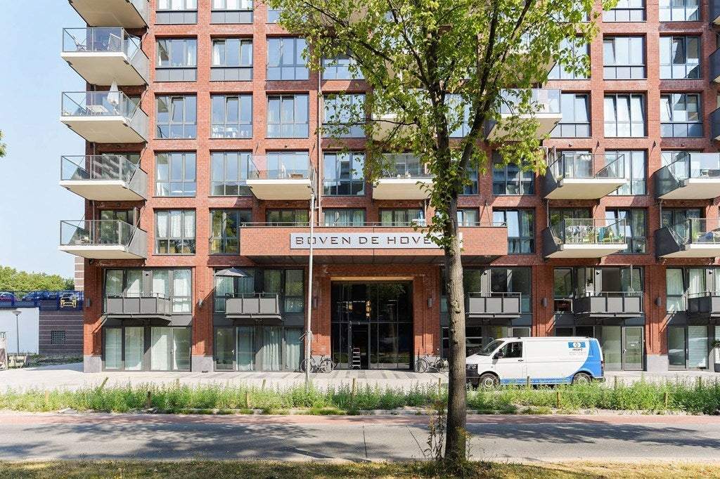 Afbeelding 2 van 16